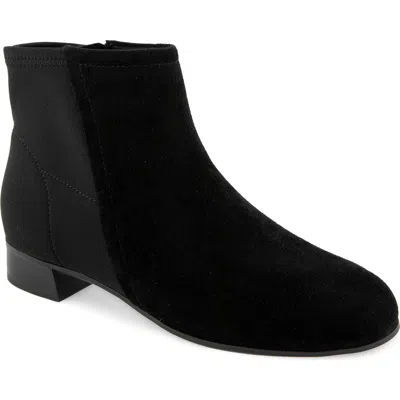 Munro Flora Bootie In Black