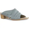 Munro Lee Slide Sandal In Blue Stone