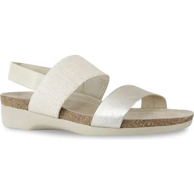 Munro Pisces Sandal