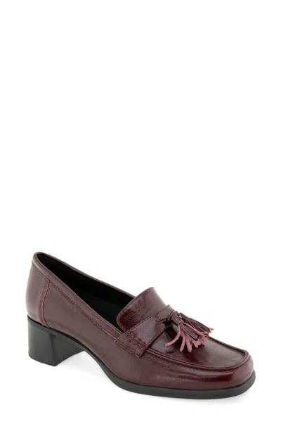 Munro Skarlet Leather Loafer Pump In Multi