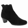 Munro Women's Alfie Boots In Black