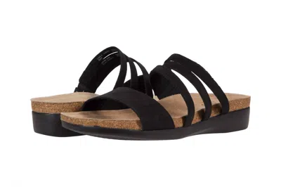 Munro Women's Camila Sandal In Black