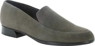 Munro Women's Harrison Loafer In Greige In Grey