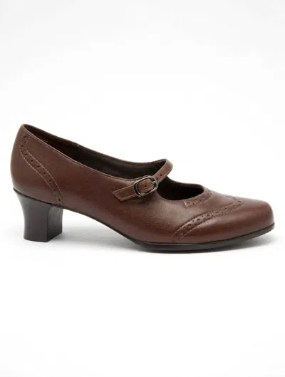 Munro Women's Isabel Heels In Saddle Brown Kid In Blue