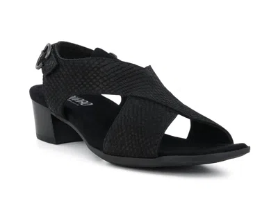 Munro Women's Jenny Sandal In Black