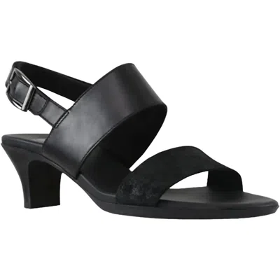 Munro Women's Livia Sandals In Black Combo