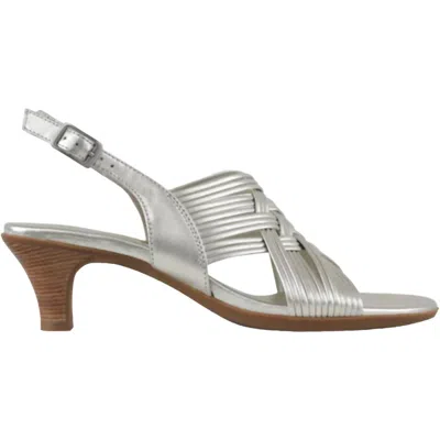 MUNRO WOMEN'S MARIANNA DRESS SANDALS IN NATURAL METALLIC