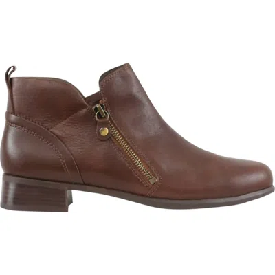 Munro Women's Neko Boots In Dark Rust Combo In Multi