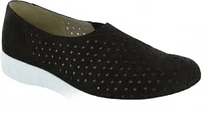 Munro Women's Skipper Slip On Sneaker In Black