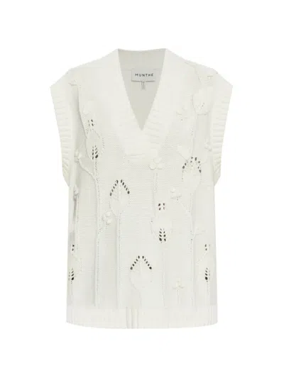 Munthe Baburi Leaf-embroidered Vest In White