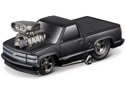 Muscle Machines 1993 Chevrolet 454 Ss Pickup Truck Matt Black "blackout Edition" 1/64 Diecast Model By Muscle Machin