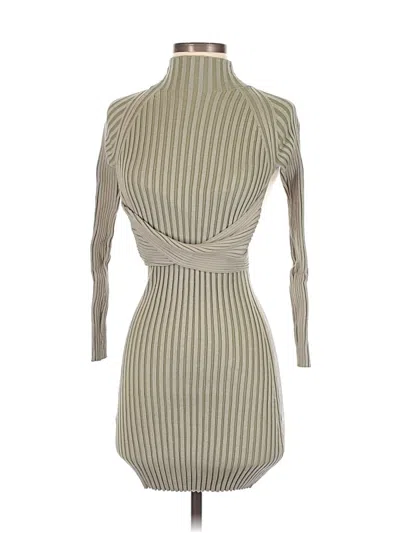 Pre-owned Muse Casual Dress In Green