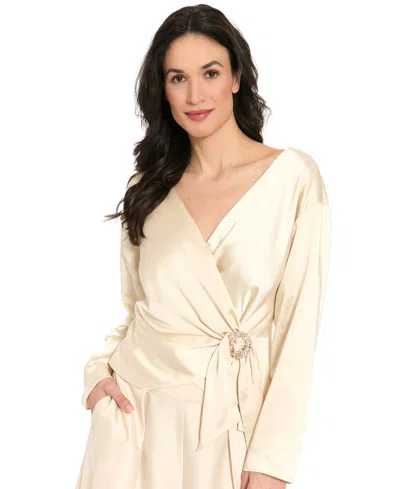 Muse Women's Long-sleeve Top In Neutral