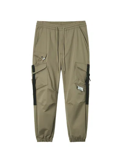 Musium Div. Buckle-strap Cargo Pants In Green
