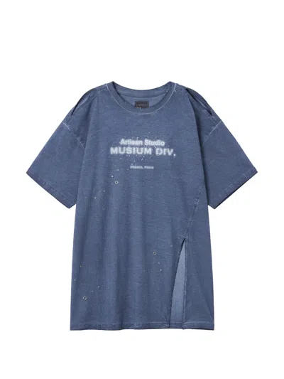 Musium Div. Cutout Side-slit T-shirt In Blue