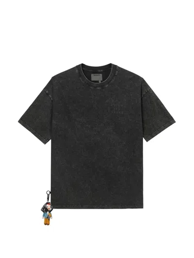 Musium Div. Embossed-detail T-shirt In Black