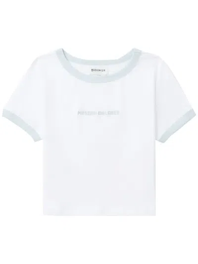 Musium Div. Logo-embroidered Cropped T-shirt In 白色