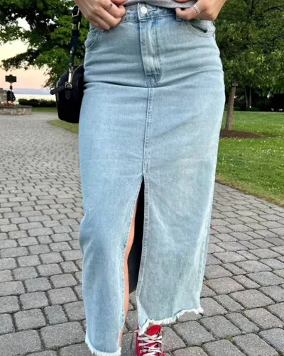 Mustard Seed Izzy Denim Midi Slit Skirt In Light Wash In Blue