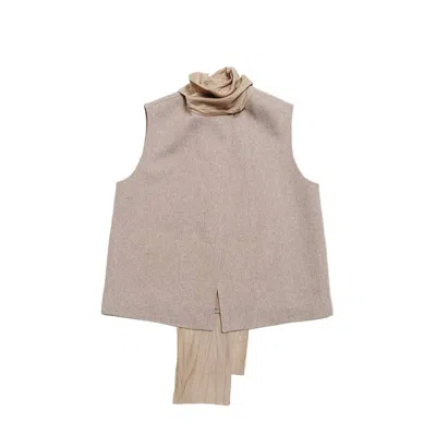 Mute By Jl Women's Neutrals August Wool Vest With Scarf Beige In Sand