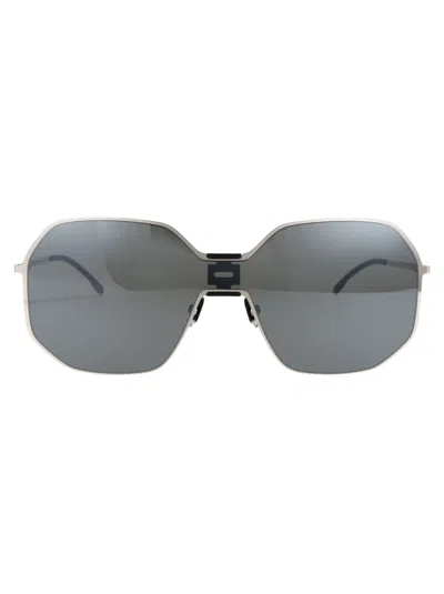 Mykita Mmecho003 Sunglasses In 351 Mh22 Pitch Black Shiny Silver Silver Flash Shield