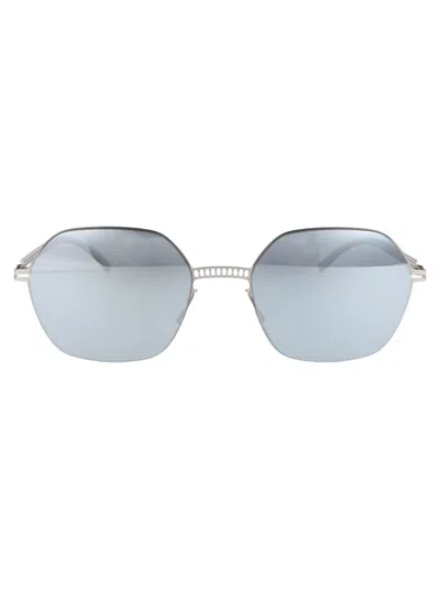 Mykita Mmesse028 Sunglasses In 187 E1 Silver | Silver Flash