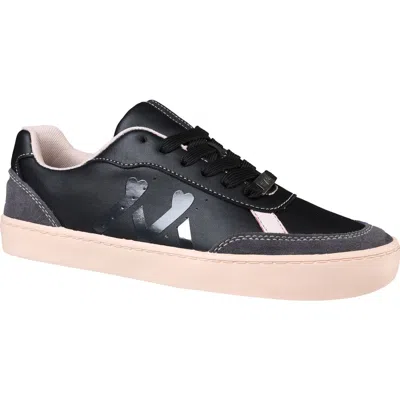 Mykos Diana Low Top Sneaker In Black