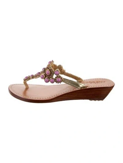 Pre-owned Mystique Leather Flip Flops In Gold/metallic
