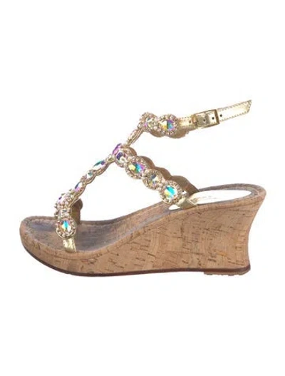 Pre-owned Mystique Leather Printed T-strap Sandals In Gold