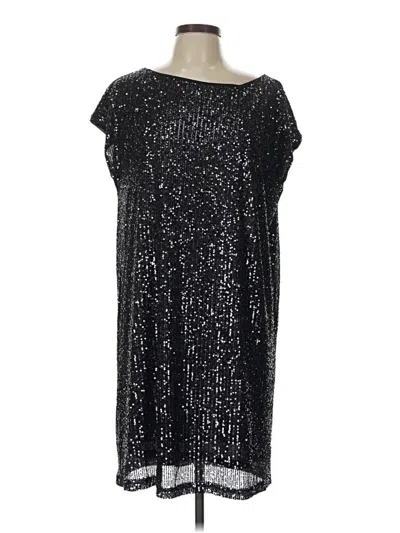 Mystree Cocktail Dress In Silver