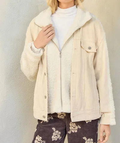 Mystree Corduroy Mixed Sherpa Jacket In Ivory In Multi