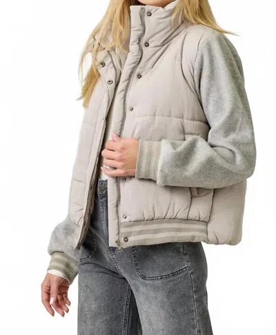 Mystree Mixed Media Puffer Jacket In Light Stone In Gray