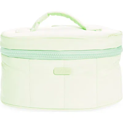 Mytagalongs Allure Cooling Cosmetics Bag In Lime