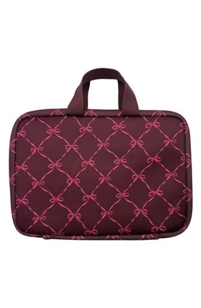 Mytagalongs Everleigh Hanging Toiletry Bag In Burgundy