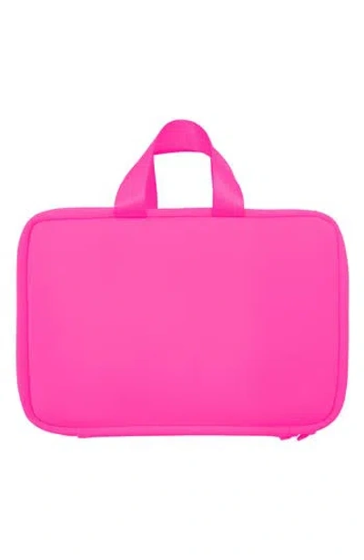 Mytagalongs Everleigh Hanging Toiletry Bag In Pink