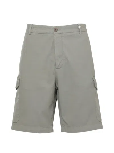 Myths Cotton Cargo Shorts In Gray