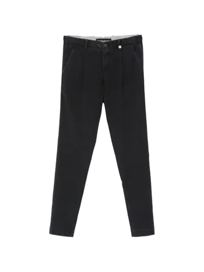 Myths Pleated-front Wide-leg Trousers In Black