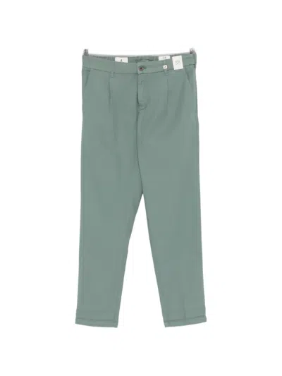 Myths Pleated Trousers In Green