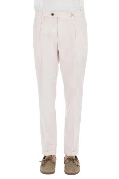 Myths Relaxed Fit Cotton-linen Trousers With Tapered Leg In White