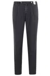 Myths Tailored Long Pants With Front Darts In Black