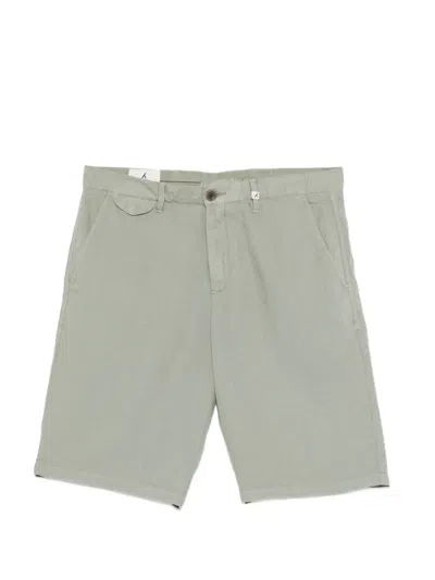 Myths Zeus Side-pocket Chino Shorts In Green
