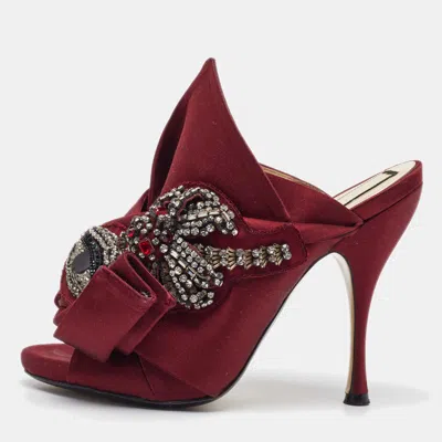 Pre-owned N°21 Burgundy Satin Crystal Embellished Knot Mules Size 38