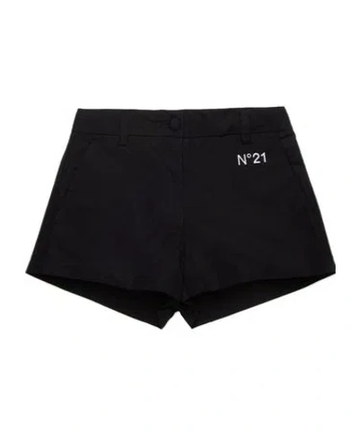 N°21 Embroidered Logo Shorts In Black