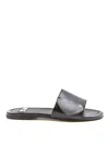 N°21 Flip-flops