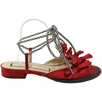 N°21 N21 Ankle Tie Sandals In Red Satin