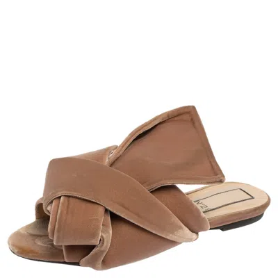 N°21 Nº21 Beige Velvet Knot Flat Slide Sandals In Brown