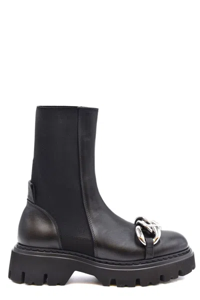 N°21 Booties In Black