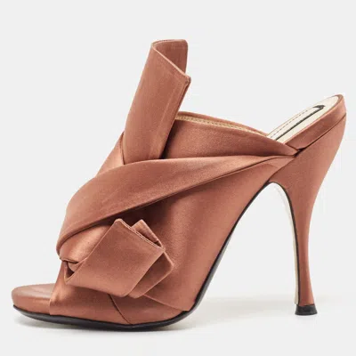 N°21 N21 Brown Satin Raso Knot Peep Toe Mules In Multi