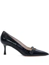 N°21 Crocodile-embossed Leather Pumps In Black