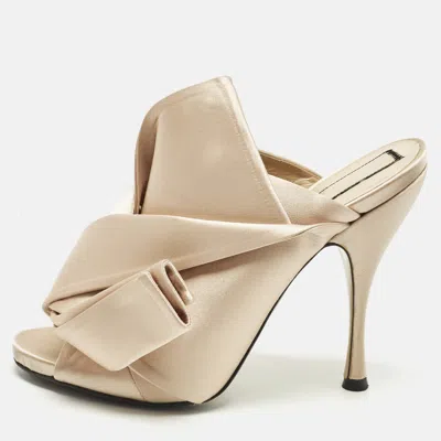 Pre-owned N°21 Knot Size 39 Beige Satin Slide Sandals