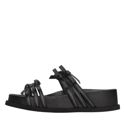 N°21 Sandals In Black